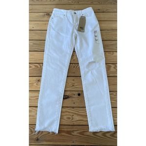 NWT Levi’s High Rise Skinny Ankle Jeans Size 2 Women’s White
